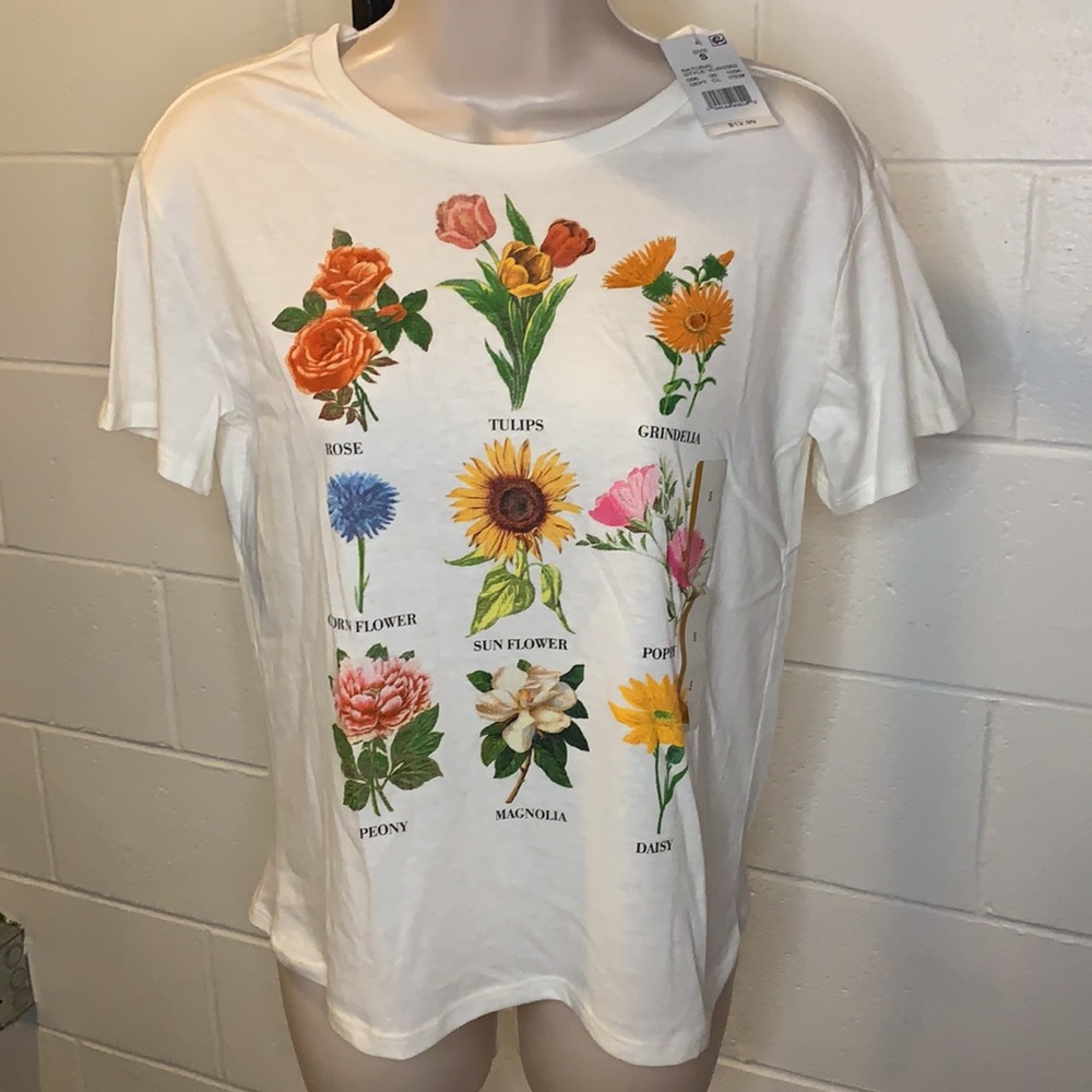 NWT Fifth Sun Flower Shirt-Size Small